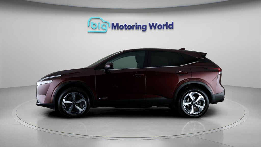 Nissan Qashqai N-connecta YM23JYR Red #4