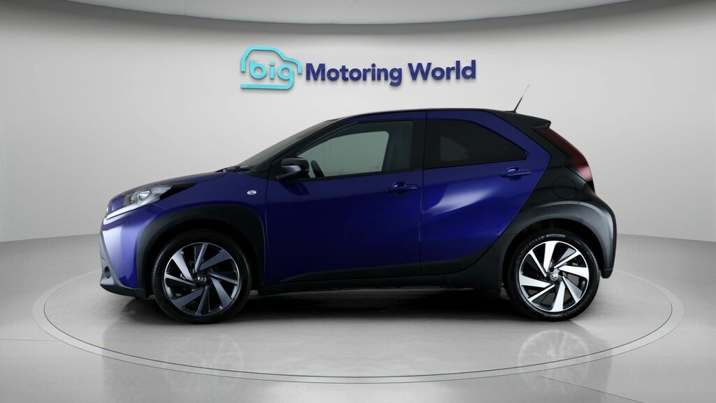 Toyota Aygo X Edge Blue #4