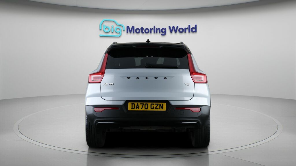 Volvo XC40 R-design Pro DA70GZN Silver #6