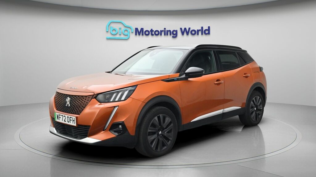 Peugeot e-2008 Gt Premium Orange #3