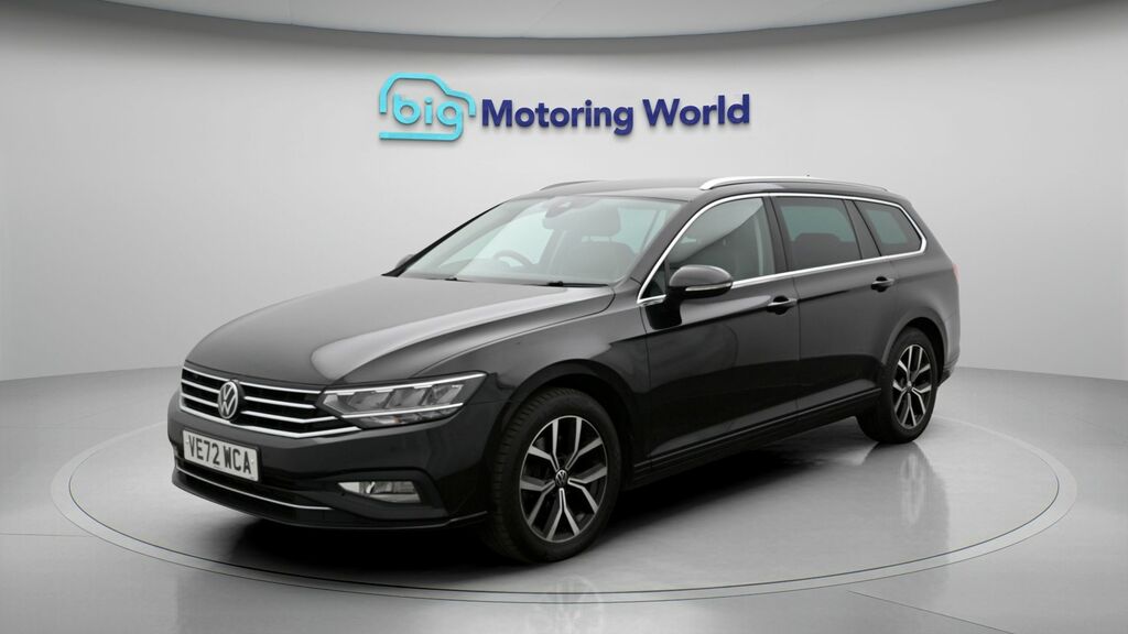 Volkswagen Passat Sel Black #3