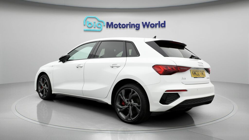 Audi A3 S Line Competition KM22TXC White #4