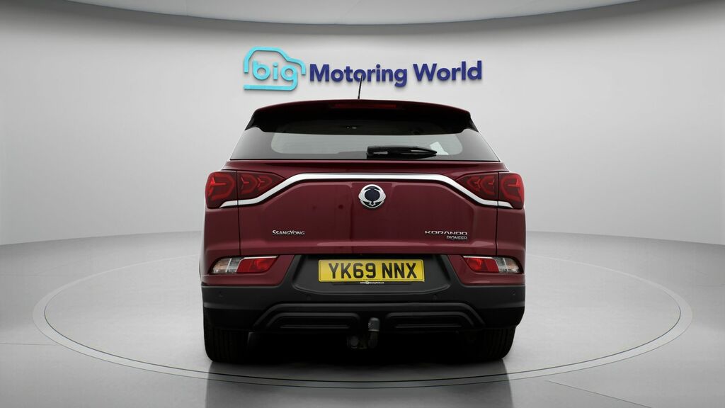 SsangYong Korando Pioneer Red #6