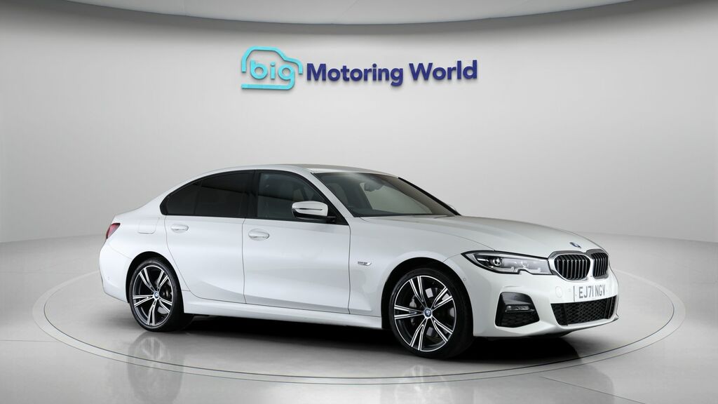BMW 3 Series M Sport White