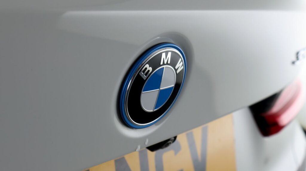 BMW 3 Series 2.0 330E 12Kwh Se Pro Touring Plug-in H Blue #22