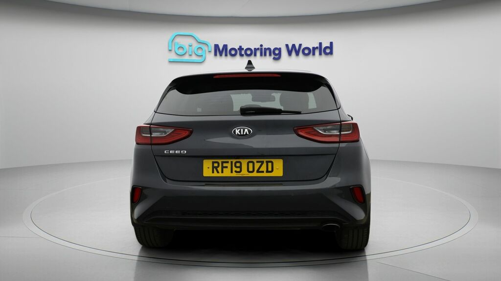 Kia Ceed 3 Grey #6