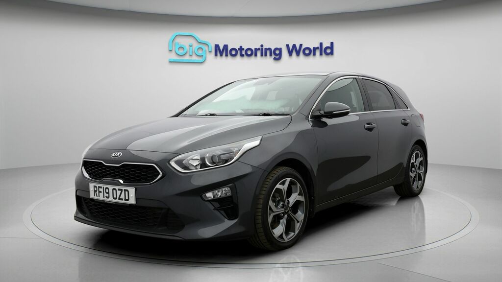 Kia Ceed 3 Grey #3