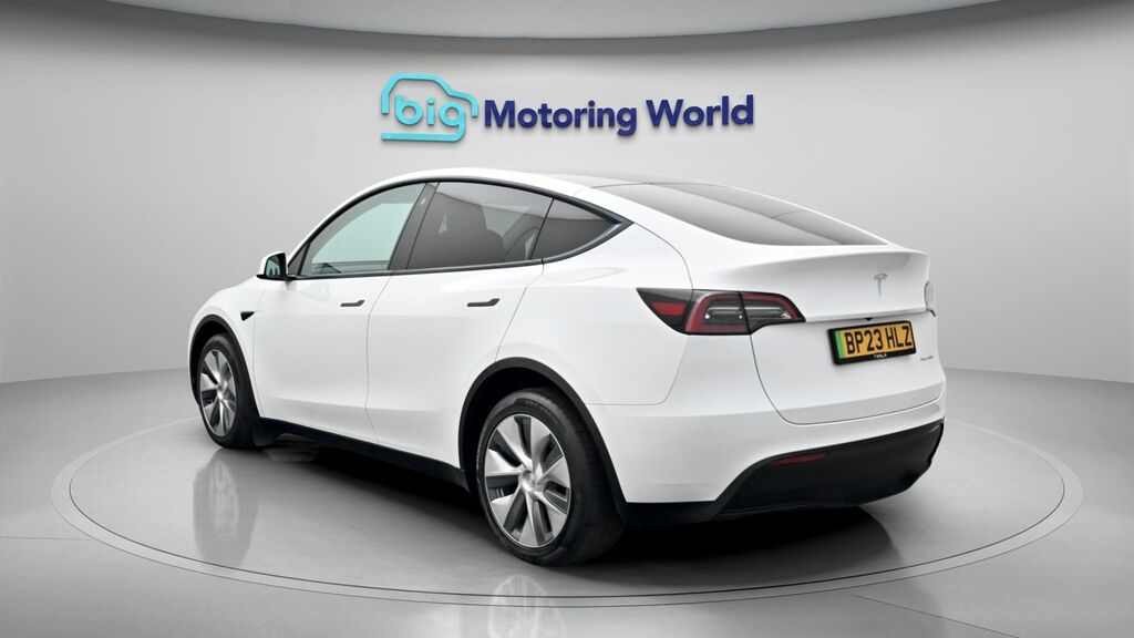 Tesla Model Y Long Range BP23HLZ White #5
