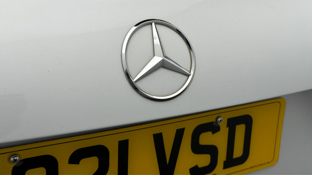 Mercedes-Benz GLA Class 2.0 Gla200d Amg Line Suv 8G-dct Euro 6 Black #21