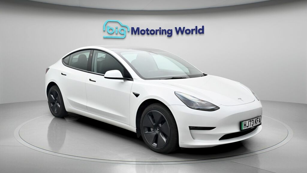 Tesla Model 3 Long Range HJ73KFA White