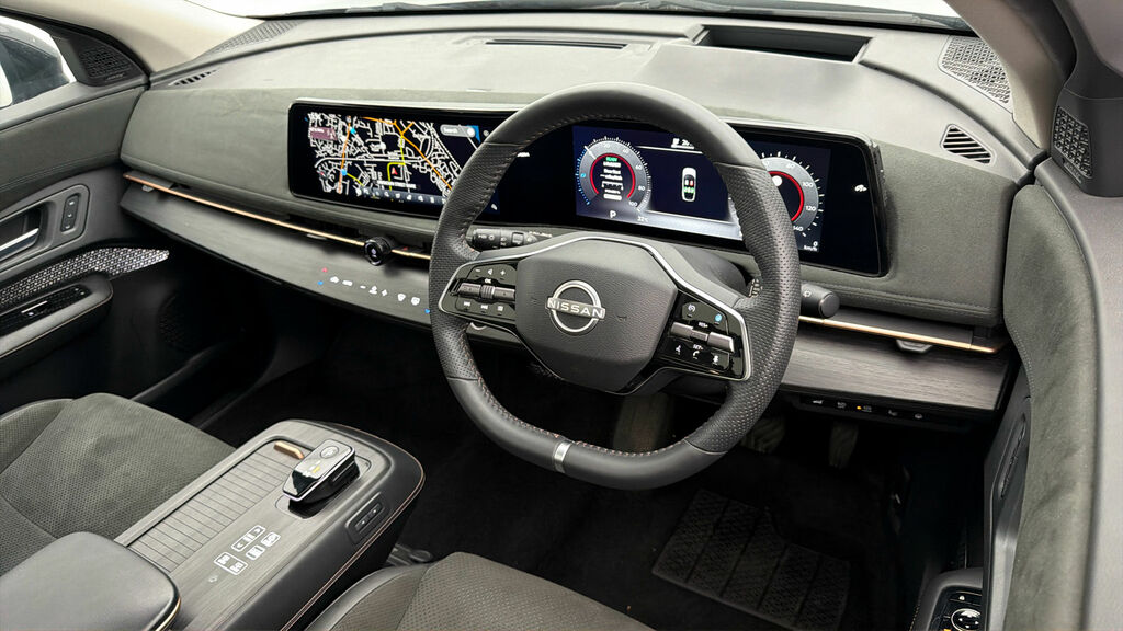 Nissan Ariya 178Kw Evolve 87Kwh 22Kwch Red #9