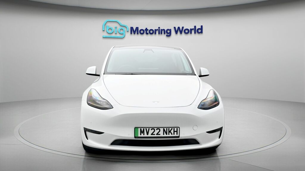 Tesla Model Y Long Range MV22NKH White #2