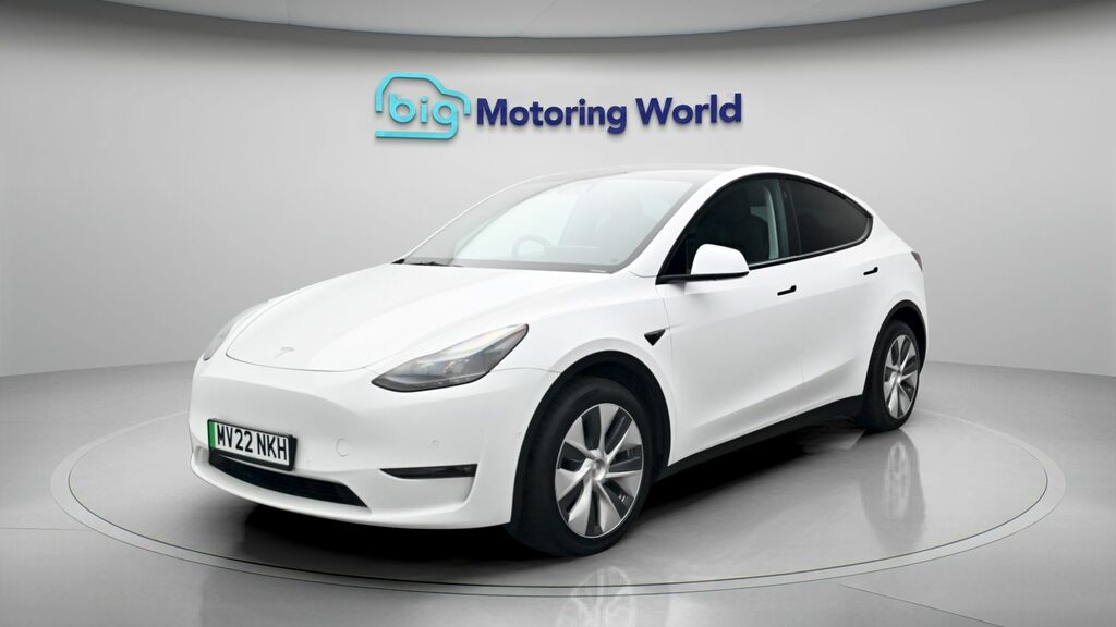 Tesla Model Y Long Range MV22NKH White #3