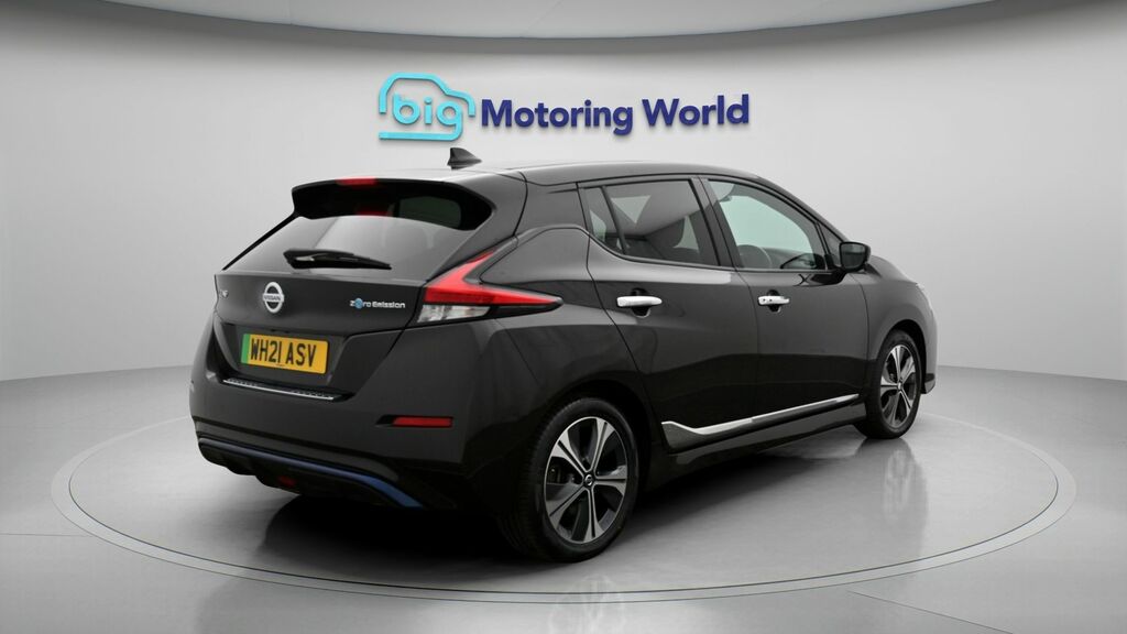 Nissan Leaf Nissan Leaf 110Kw Acenta 40Kwh 6.6Kw Cha Red #7