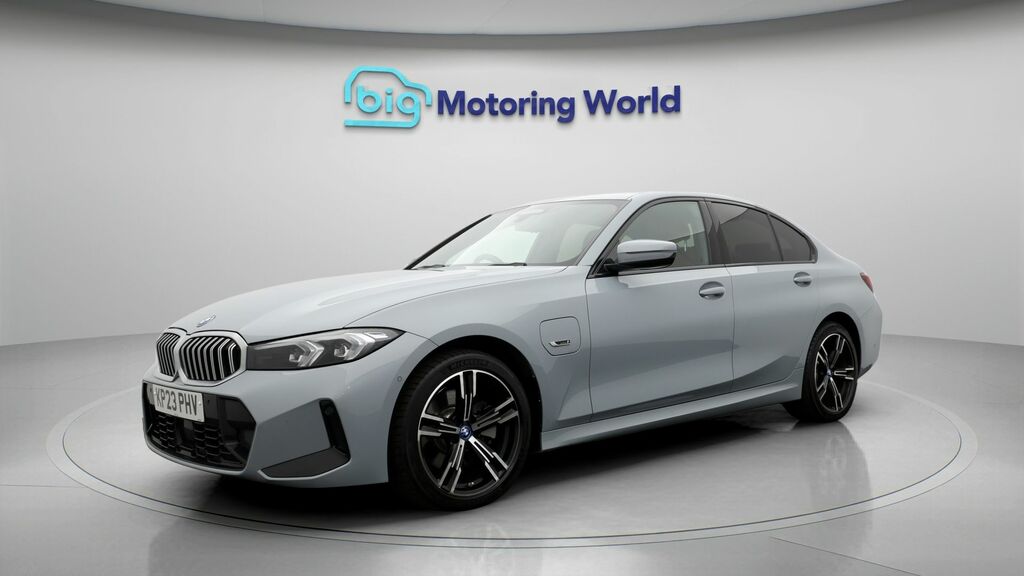 BMW 3 Series M Sport KP23PHV Grey #3