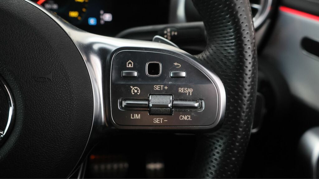 Mercedes-Benz A Class 1.3 A180 Sport Edition Executive 7G-dct Euro 6 White #19