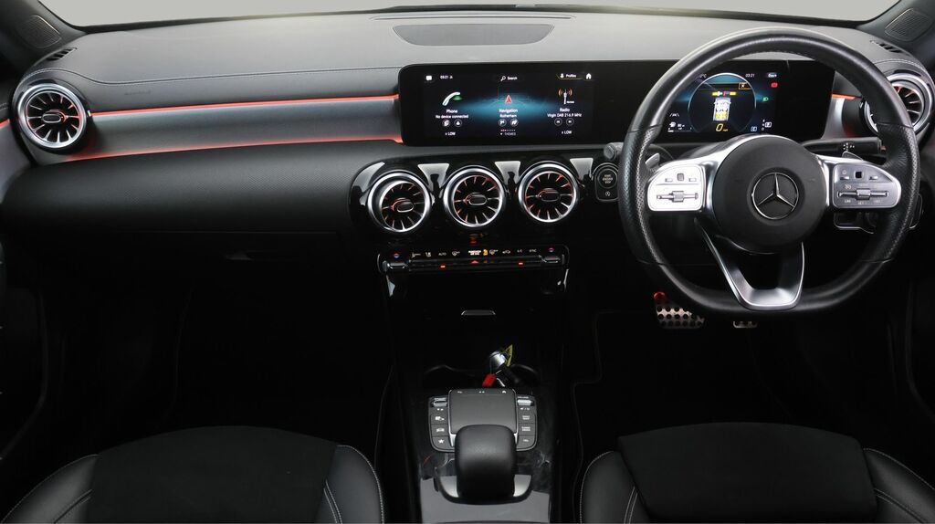 Mercedes-Benz A Class 1.3 A180 Sport Edition Executive 7G-dct Euro 6 White #12