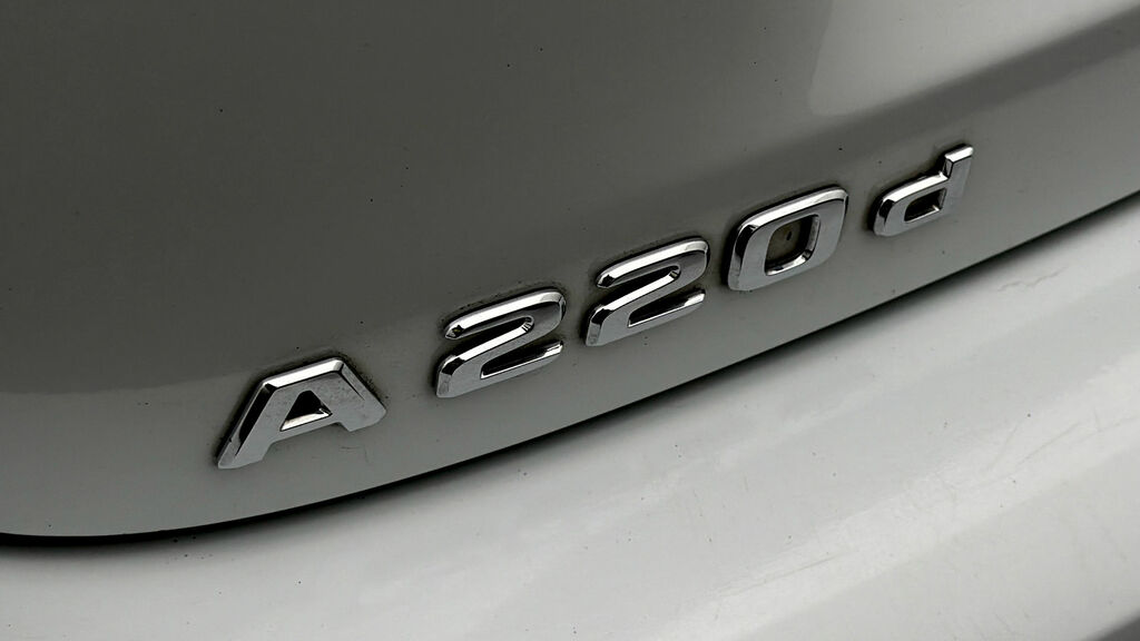 Mercedes-Benz A Class 1.3 A180 Amg Line Hatchback Euro Grey #20