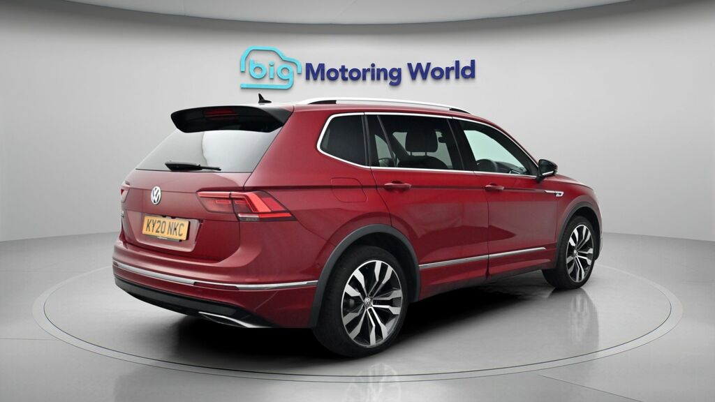 Volkswagen Tiguan Allspace 2.0 Tdi Match Dsg Black #7