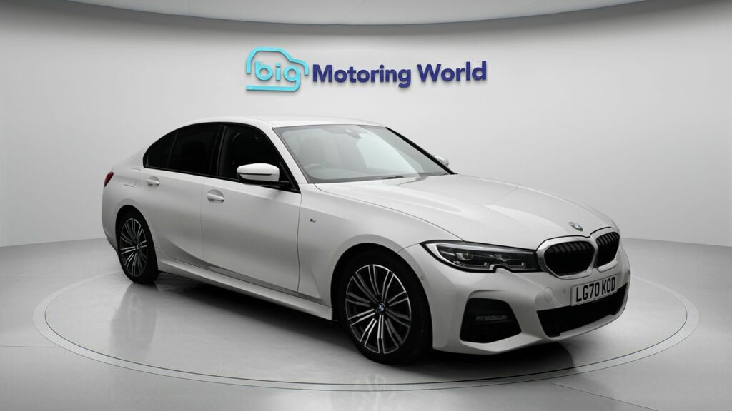 BMW 3 Series M Sport White