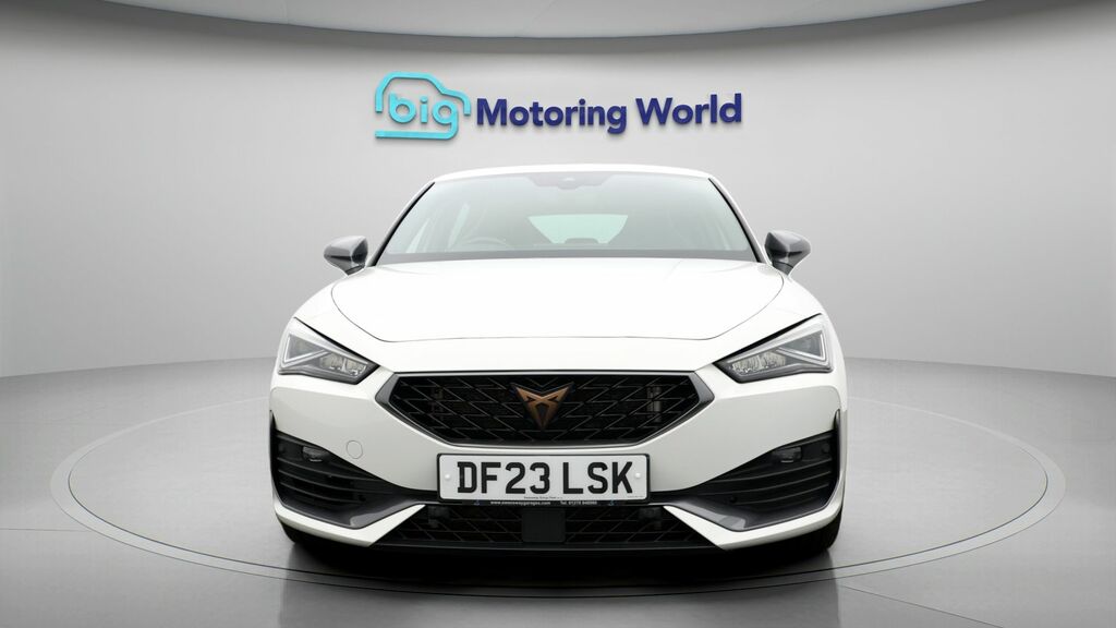 Cupra Leon Vz2 White #2