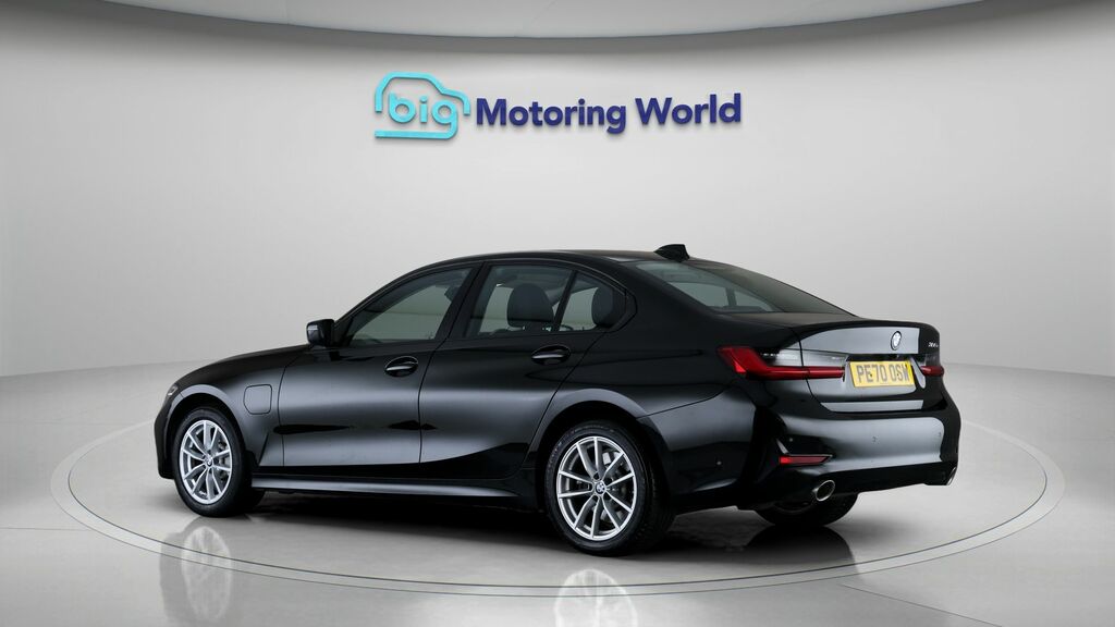 BMW 3 Series Se Pro Black #5