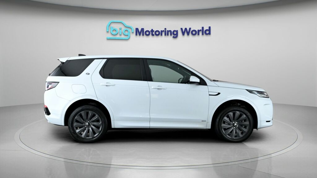 Land Rover Discovery Sport 2.0 D150 S White #7