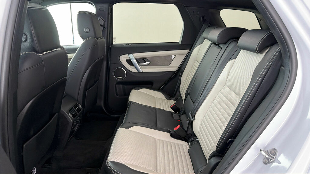 Land Rover Discovery Sport 2.0 D150 S White #14