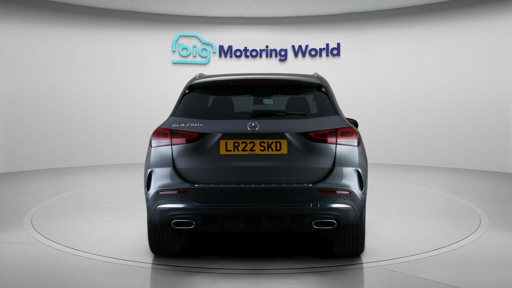 Mercedes-Benz GLA Class Exclusive Edition Grey #6