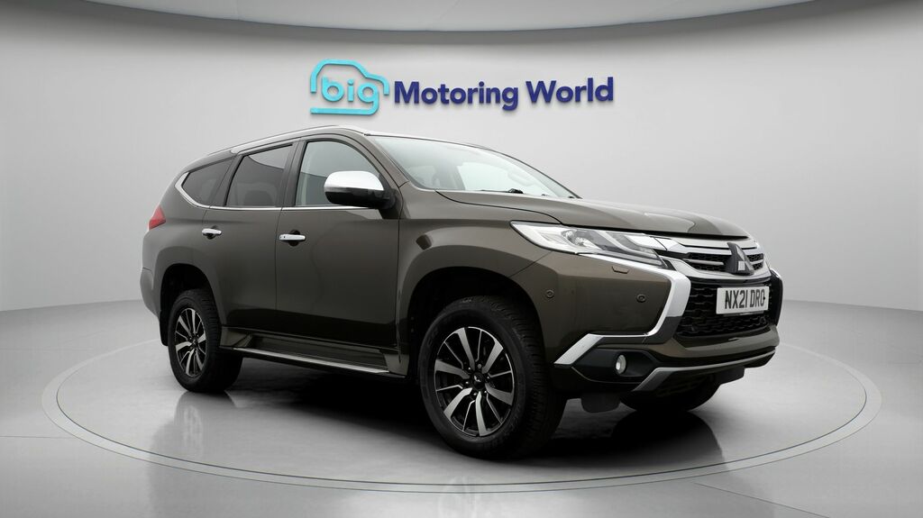 Mitsubishi Shogun Sport 4 Brown