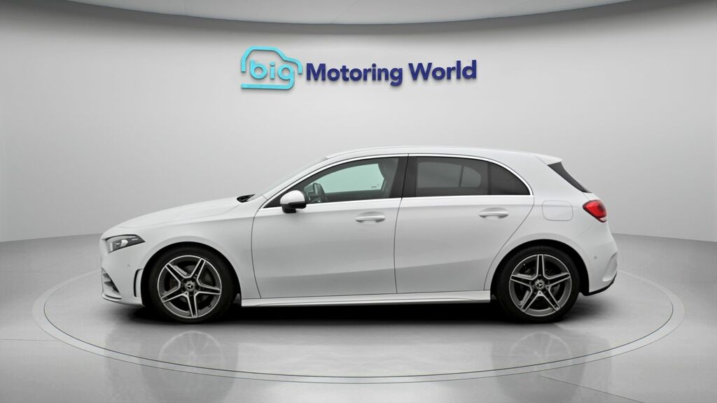 Mercedes-Benz A Class Amg Line YK20JZJ White #4