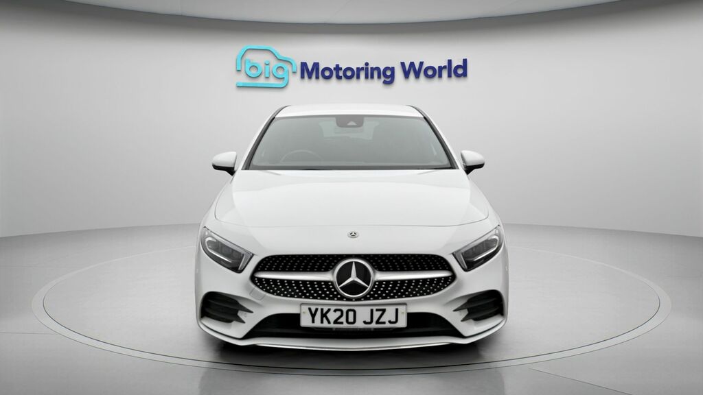 Mercedes-Benz A Class Amg Line YK20JZJ White #2