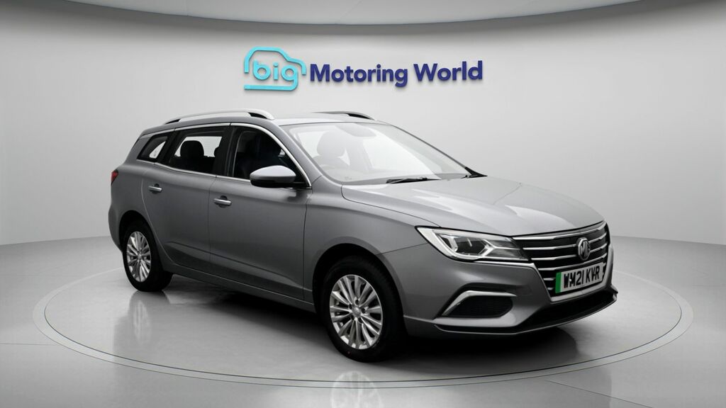 MG MG5 Exclusive Silver