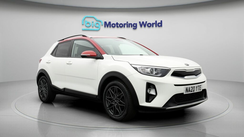 Kia Stonic Maxx White