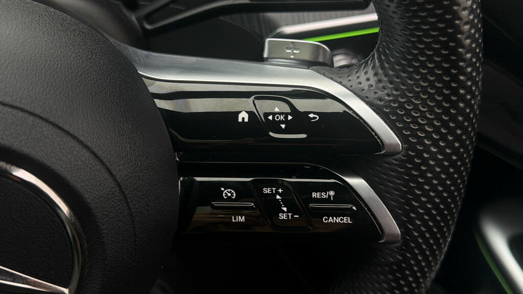 Mercedes-Benz C Class C220d Amg Line Premium 9G-tronic Black #23