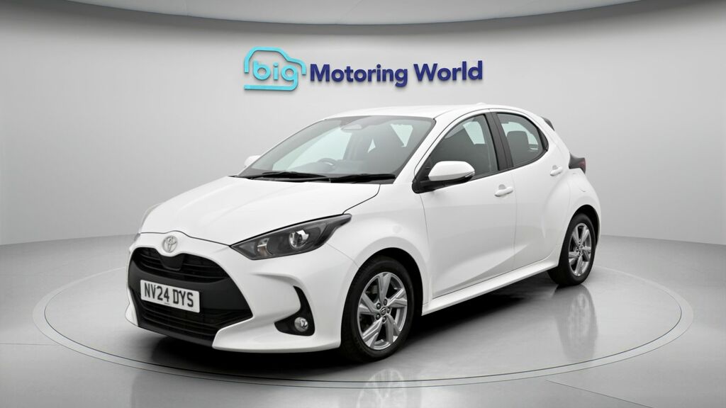 Toyota Yaris Icon NV24DYS White #3