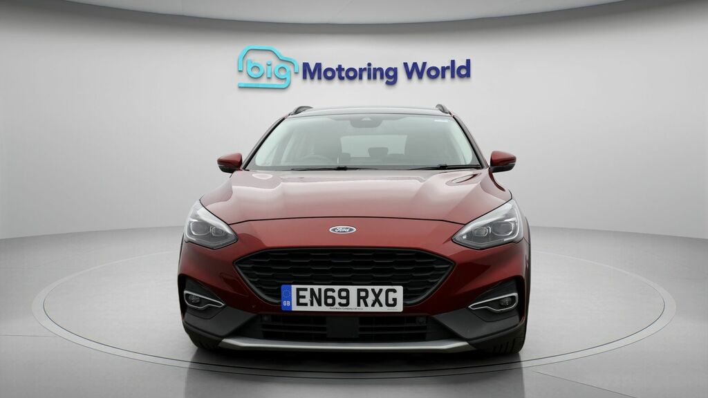 Ford Focus Active X EN69RXG Red #2