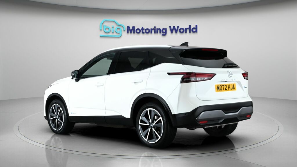 Nissan Qashqai Tekna WO72HJA White #5