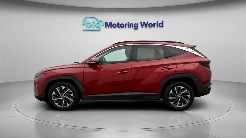 Hyundai Tucson Premium LV23VSG Red #4