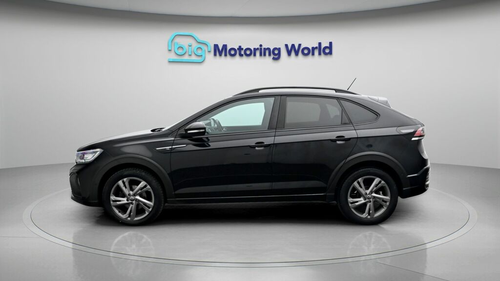 Volkswagen Taigo R-line Black #4