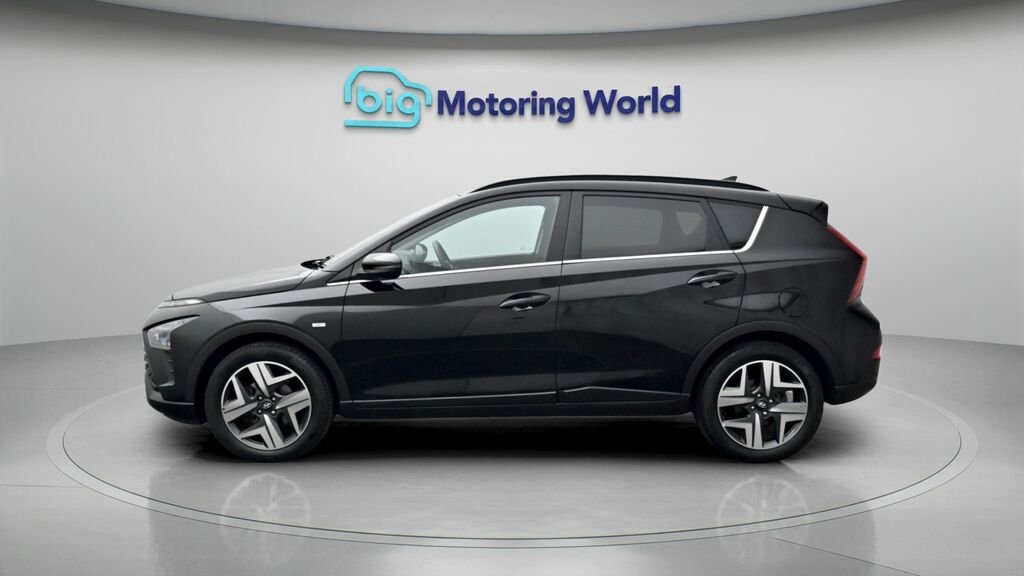 Hyundai Bayon Premium Black #4
