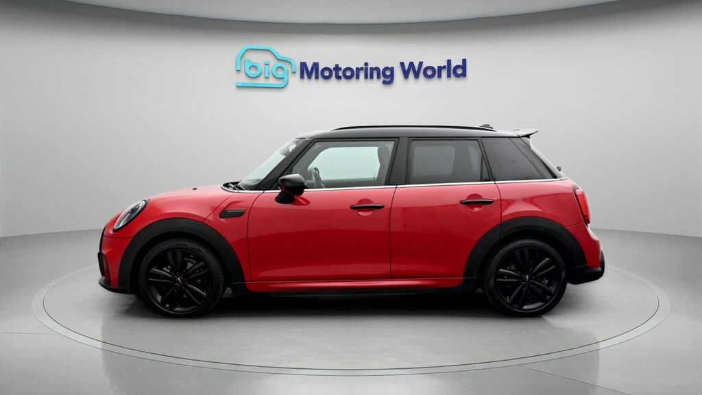 Mini Hatch Cooper Sport HV71XCP Red #4