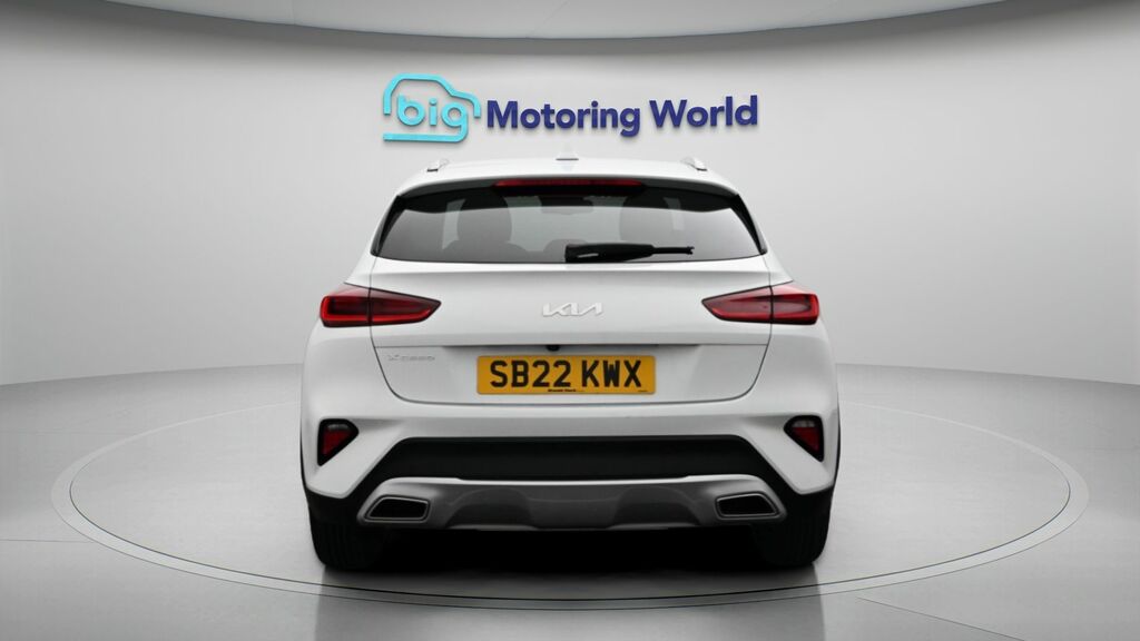 Kia Xceed 3 White #6