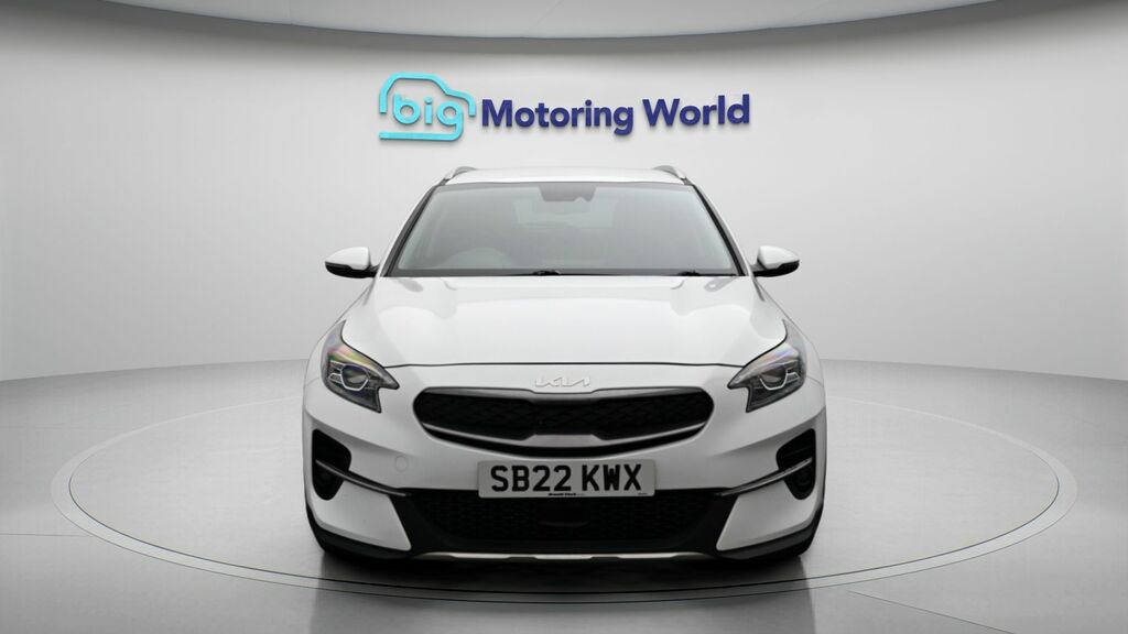 Kia Xceed 3 White #2