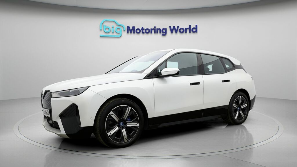 BMW iX M Sport White #3