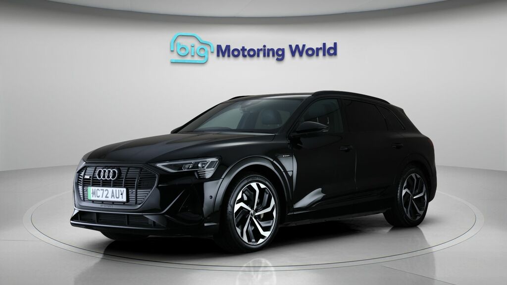 Audi E-tron Black Edition Black #3