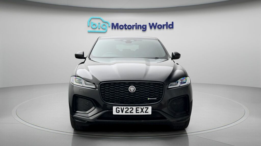 Jaguar F-Pace R-dynamic S Black #2