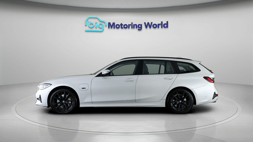BMW 3 Series Sport Pro White #4