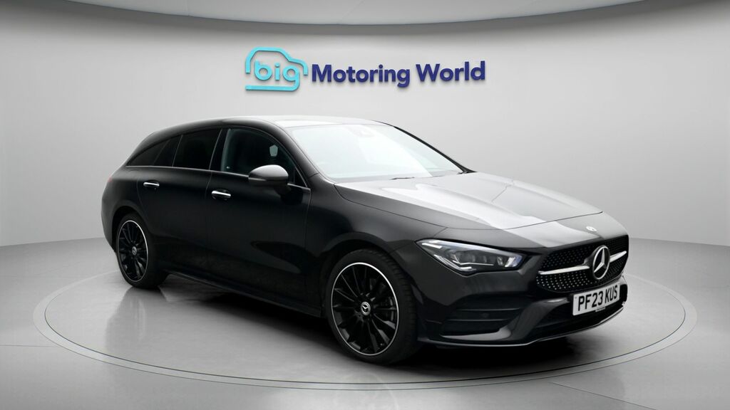 Mercedes-Benz CLA Class Amg Line Night Edition Black