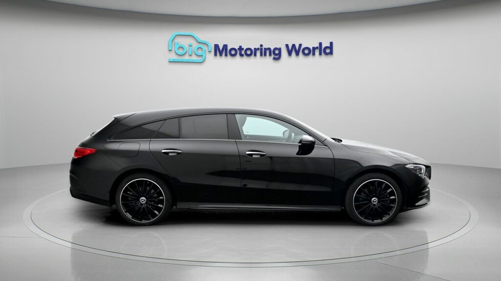 Mercedes-Benz CLA Class 1.3 Cla180 Amg Line Premium Coupe 7G- White #8